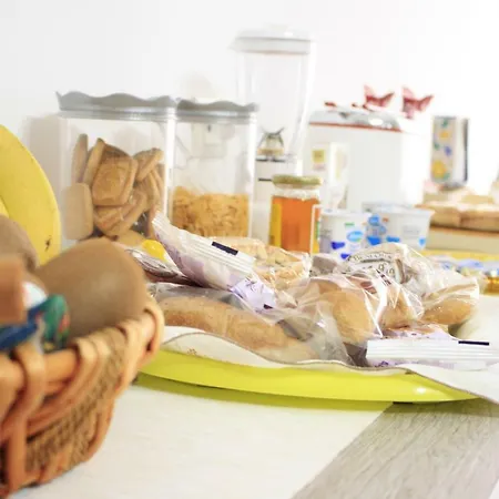 D'orleans Nocleg ze śniadaniem 4*