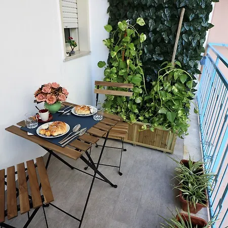 ベッド・アンド・ブレックファスト D'orleans パレルモ