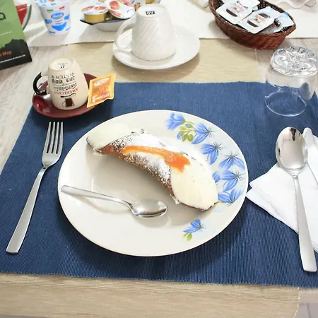 D'orleans ベッド・アンド・ブレックファスト 4*