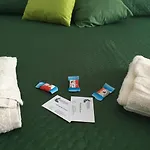D'orleans Oda ve Kahvaltı 4*